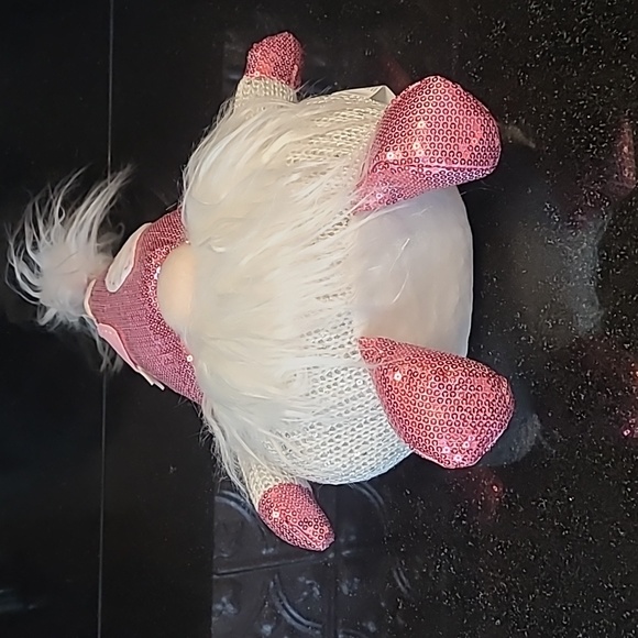 🩷🤍Sequin Heart Gnome - Picture 6 of 6